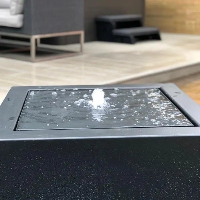 - Adezz - Wassertisch 1000x1000