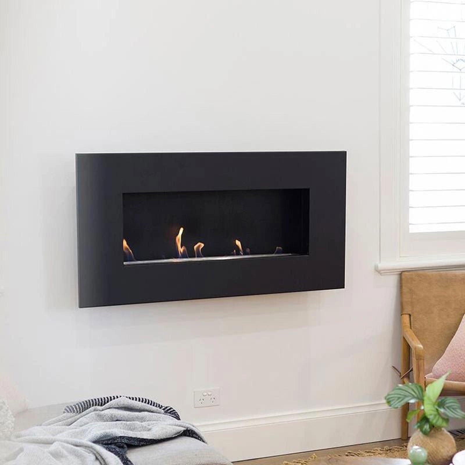 - Icon Fires - Nero Wandkamin 1150