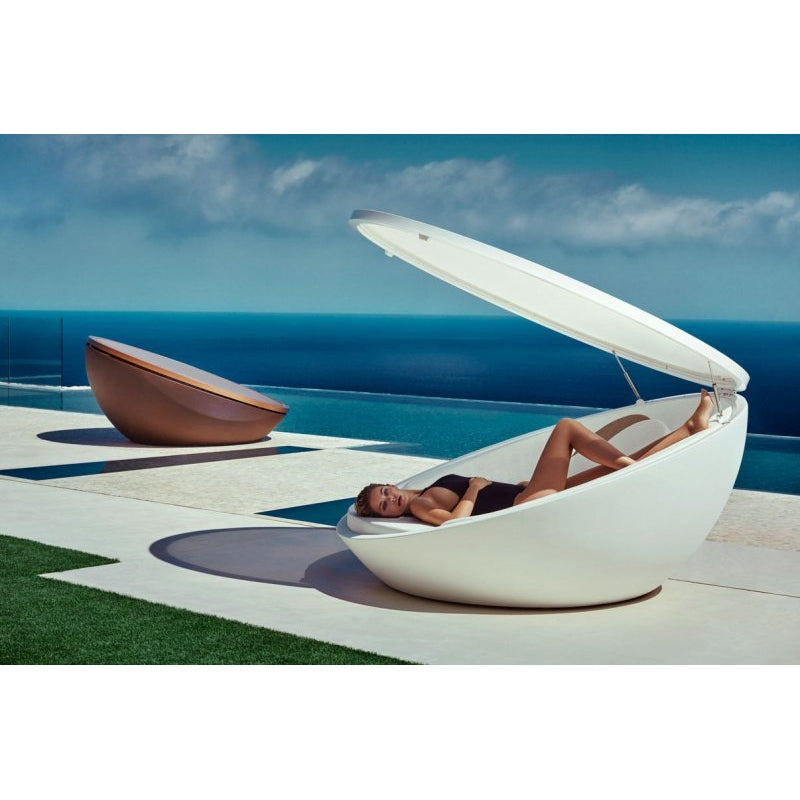 Vondom - Ulm Daybed mit Sonnenschirm